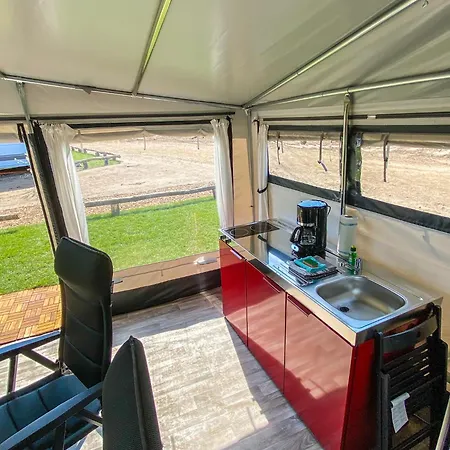 Holiday home George Glamper Meerzeit Belau